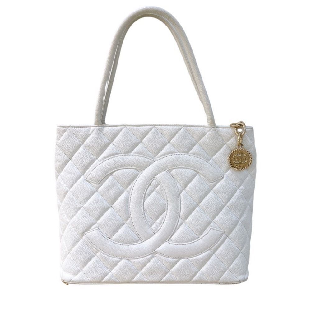 Chanel White Gold Metal Fittings Shoulder Bag